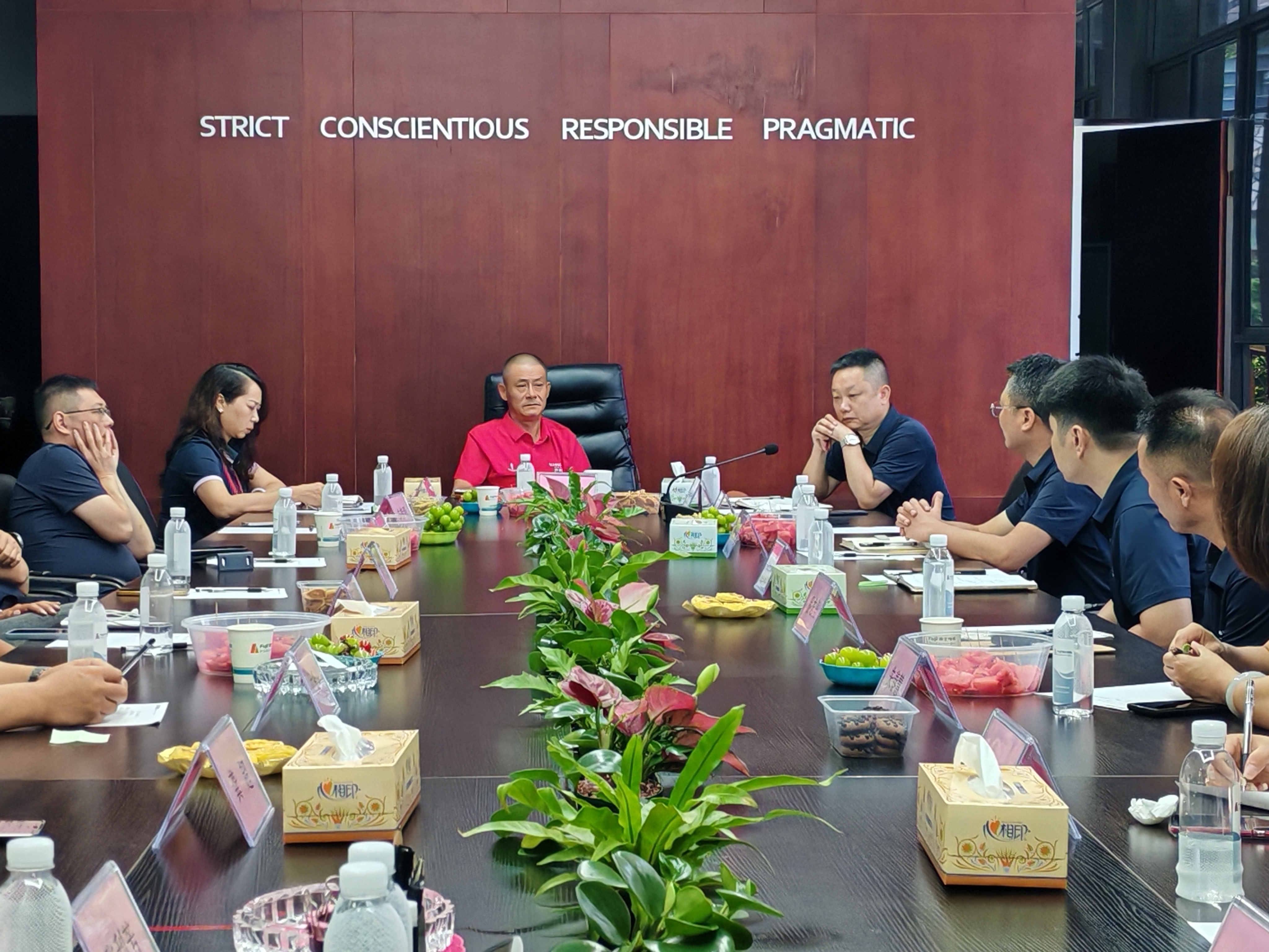 破局前行，聚力攻坚 | 开云官方站线登录入口-开云online（中国）
年中总结规划会